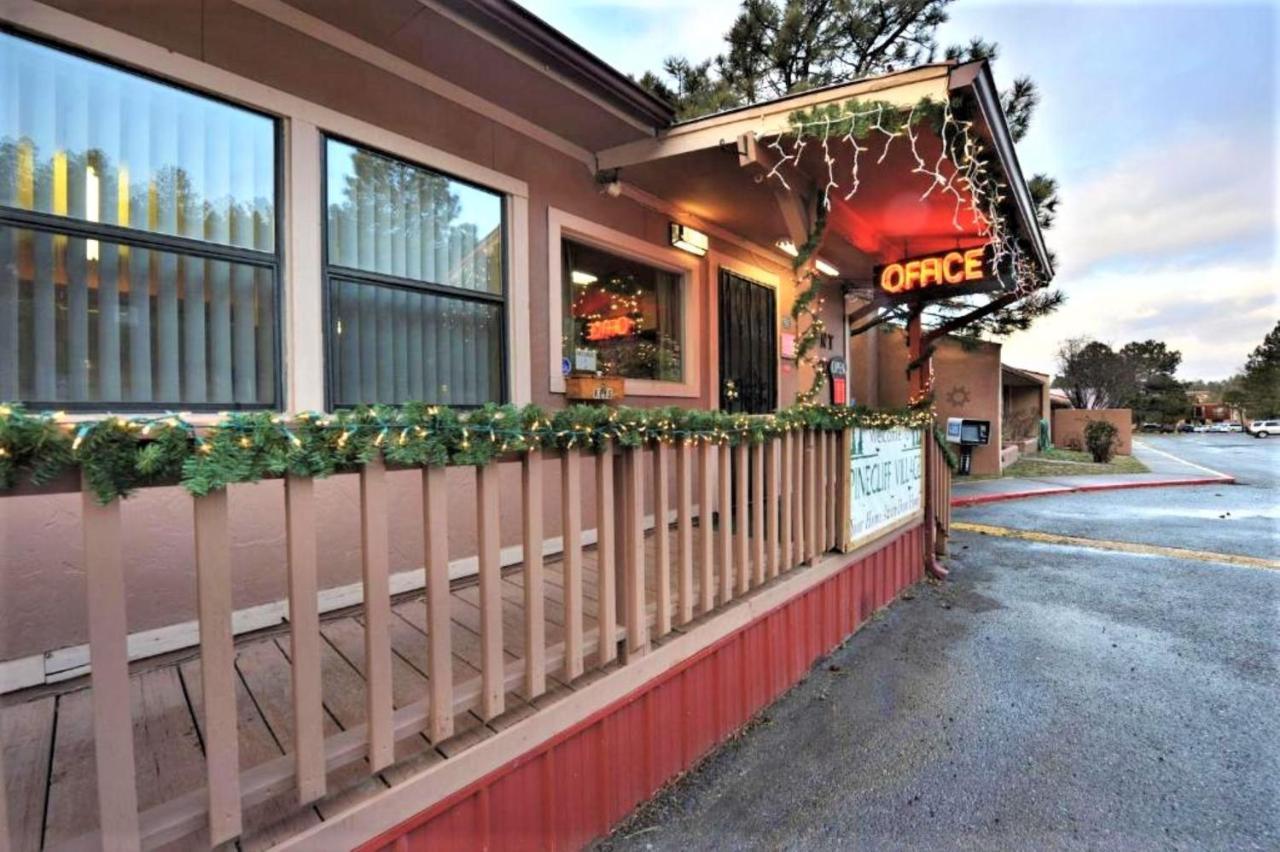 Pinecliff Village Resort Hollywood Exterior foto