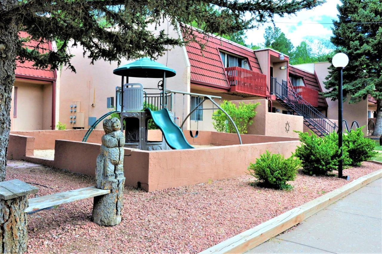 Pinecliff Village Resort Hollywood Exterior foto